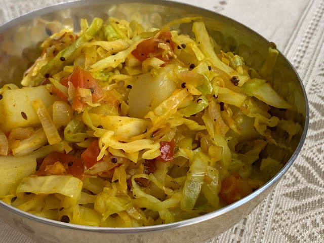 Kobi Bateta nu Shaak, Cabbage, Potatoes, Indian, vegetarian