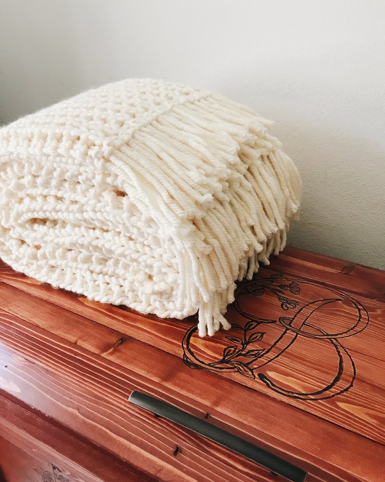 Brenna Ann Handmade FREE KNITTING PATTERN The Chunky Ribbed Fringe