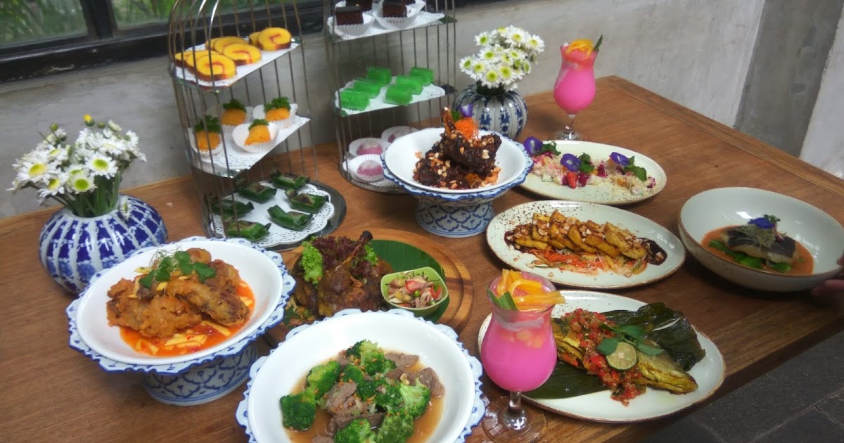 Journal of Reno's Journey: Blue Jasmine Restaurant Jakarta, Hidangan Ramadhan Mewah Tetapi.....