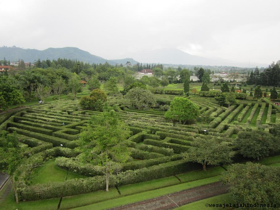 WesaJelajahIndonesia: Akhir Pekan di Taman Bunga Nusantara