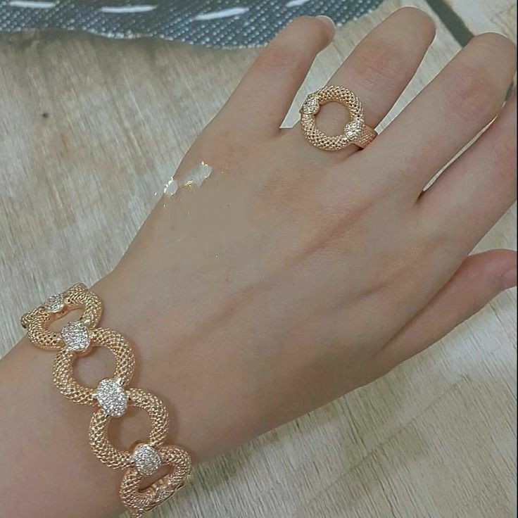 Golden bracelet and ring sets