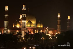 masjid kubah emas depok