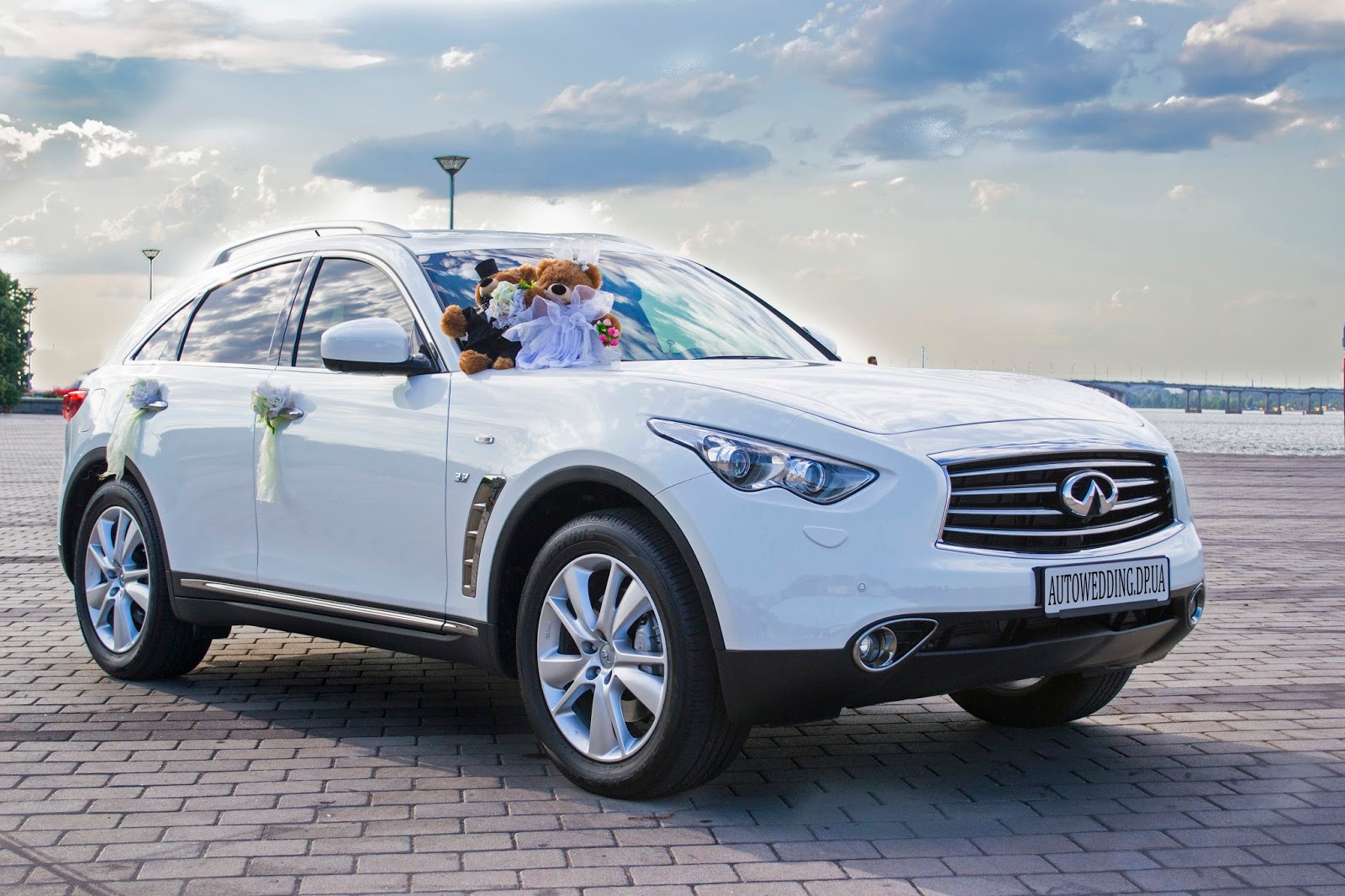 Infiniti fx35 Р»РёРјСѓР·РёРЅ