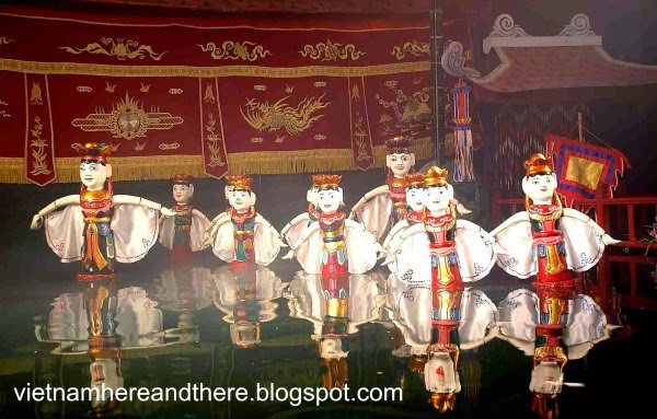 water-puppetry-vietnamhereandthere