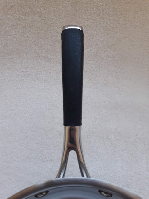 saucepan handle