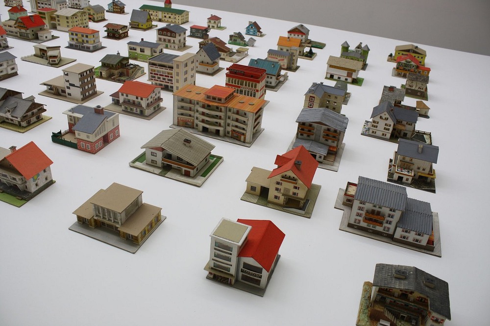 The 387 Houses of Peter Fritz