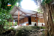 Melihat Makam Wali Gotong Syekh Zakaria Di Tengah Hutan Malo