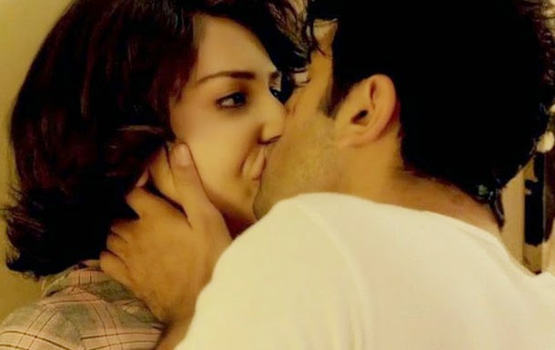 Image result for ranbir kissing scene in bombay velvet