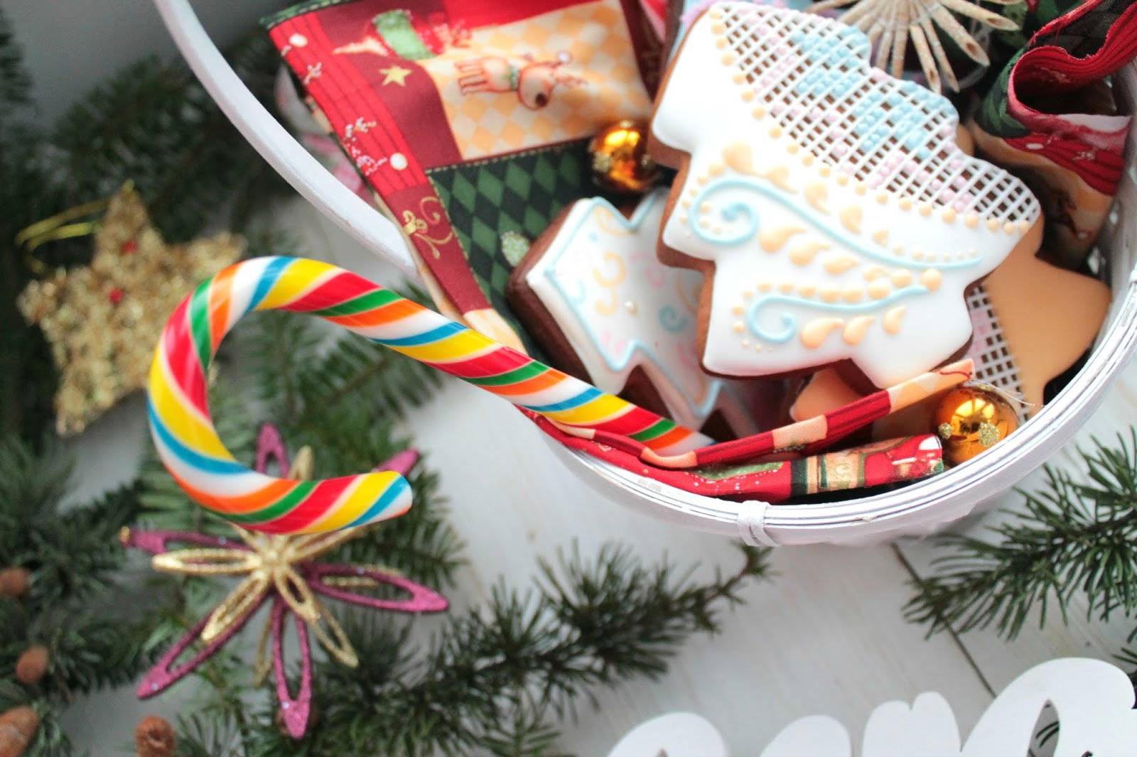 новогодние коробки в интерьере. 3д стили в новогодних коробках. красивые новогодние коробки. подарочные коробки. новогодние коробки wot.