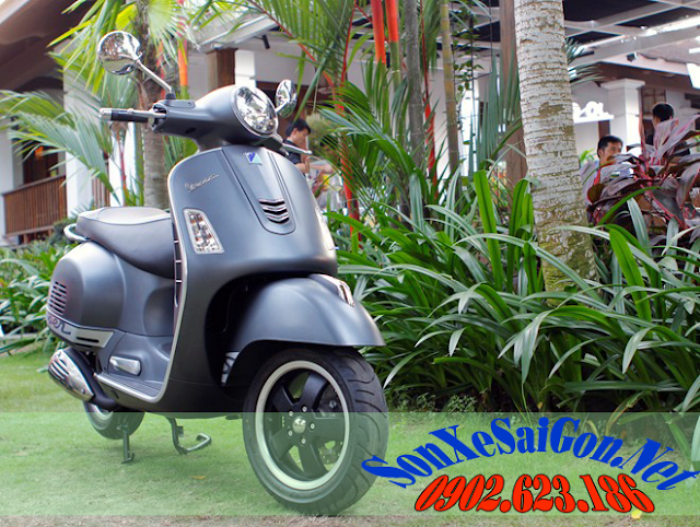 Sơn xe Vespa GTS Super màu xám lông chuột - SƠN XE GIÁ RẺ