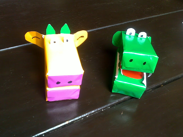 Dongeng, Bukan Sekedar Pengantar Tidur. Ini Manfaat LUAR BIASA Mendongeng untuk Anak Dongeng, Bukan Sekedar Pengantar Tidur. Ini Manfaat LUAR BIASA Mendongeng untuk Anak