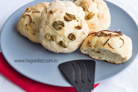 Pan de Aceitunas