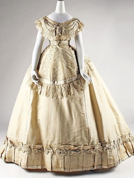 DevilInspired Victorian Clothing