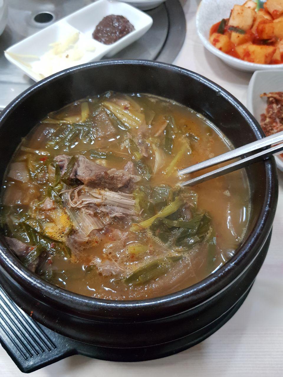 [Food] Bosingtang (보신탕, Dog Meat Soup) peacebreeze