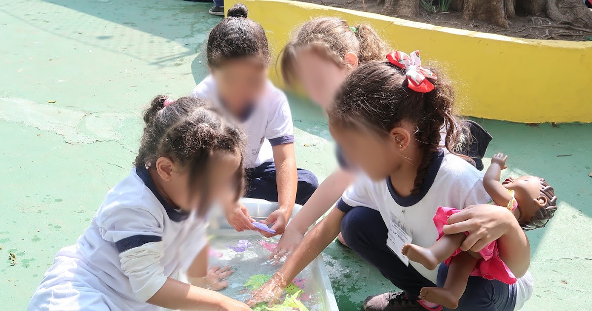 Brincadeiras Infantis no Brasil - A Dica do Dia- Rio & Learn