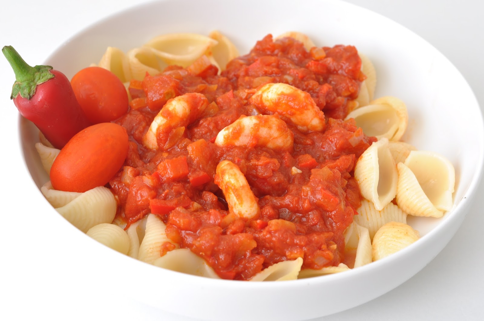 Simple Food: King Prawn Pasta with Chilli Tomato Sauce