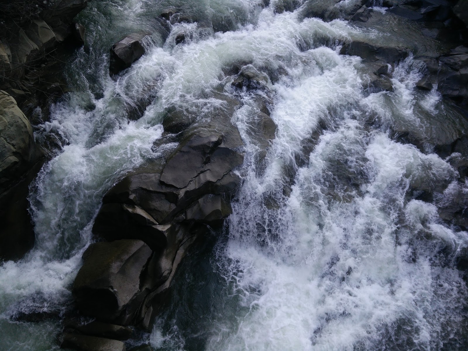 Водопад Пробий 