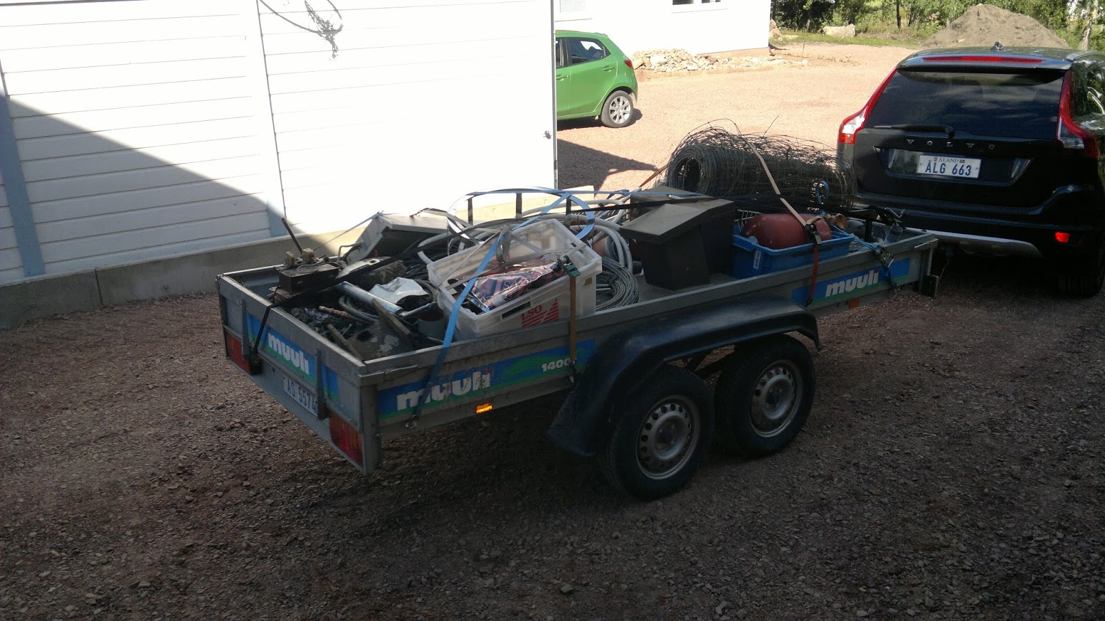 Seppo and his pictures of: 2013-08-13 Metall skrot och elskrot och...