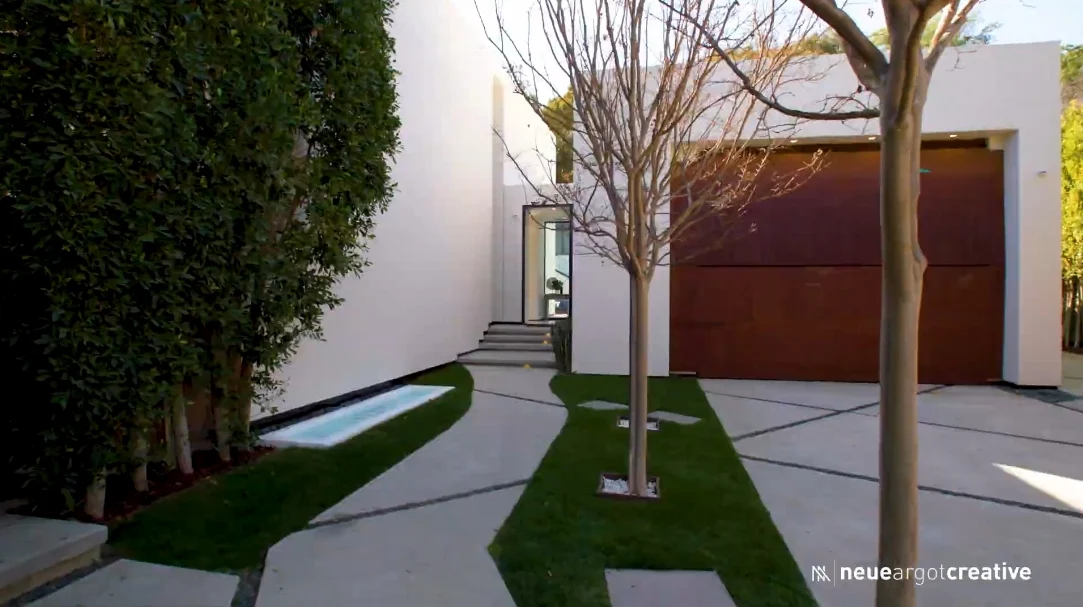 54 Interior Design Photos vs. 9814 Hythe Ct, Beverly Hills, CA Luxury Home Tour