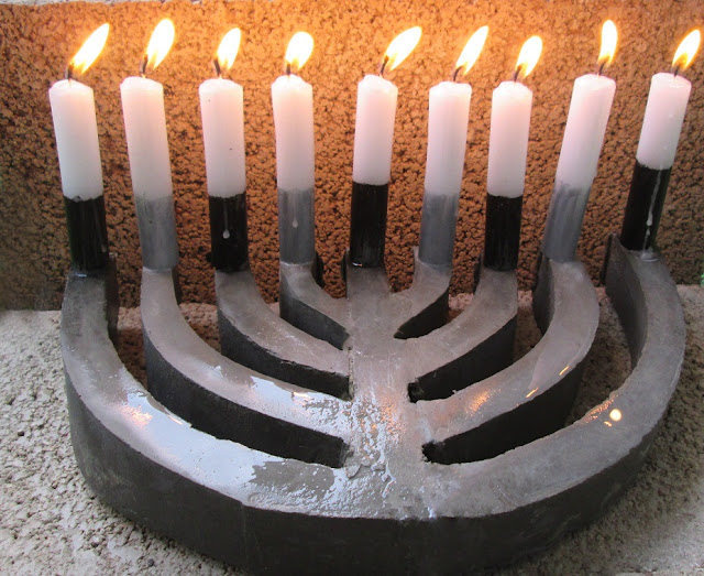 IMG 0093 - חנוכיה לי יש...ממלט וממים...