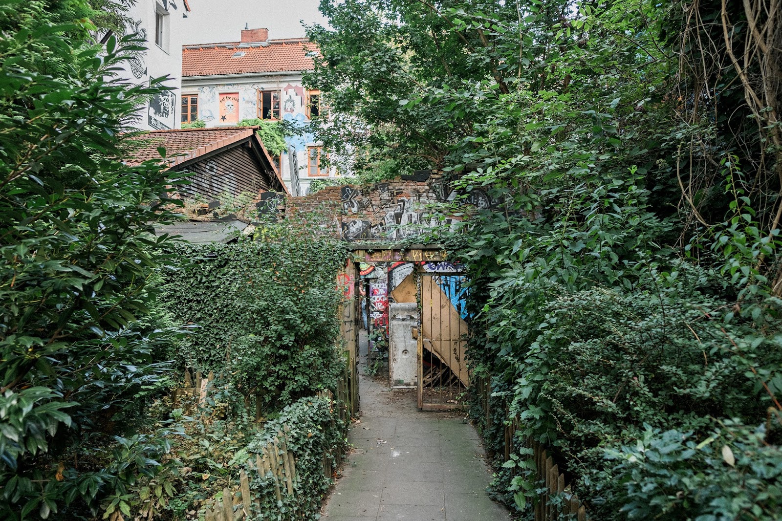 street art in hamburg reeperbahn festival