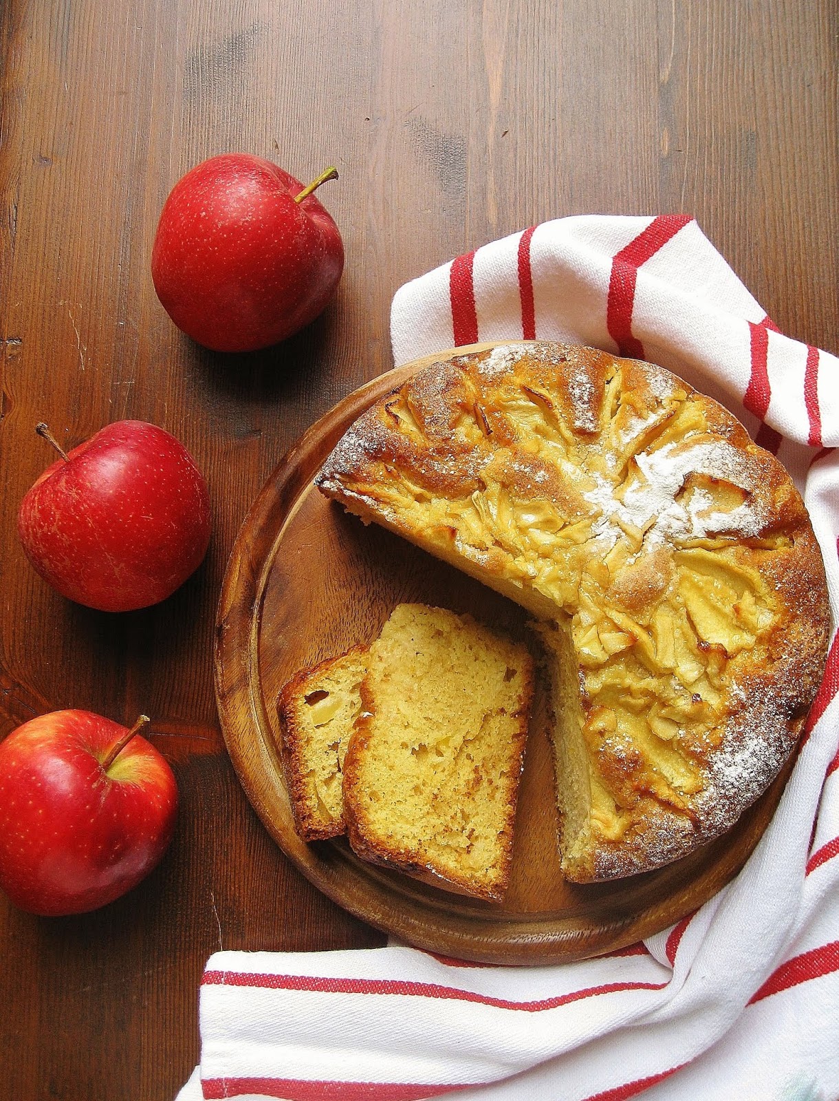 Torta Di Mele Sofficissima Con Prescinseua Una Storia D Amore In Cucina Gli Esperimenti Di Mary Grace