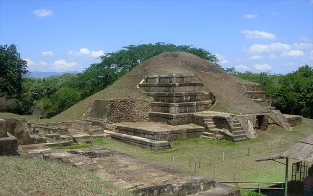 Η γιγαντιαία πυραμίδα των Μάγια κατασκευάστηκε από βράχο ηφαιστείου