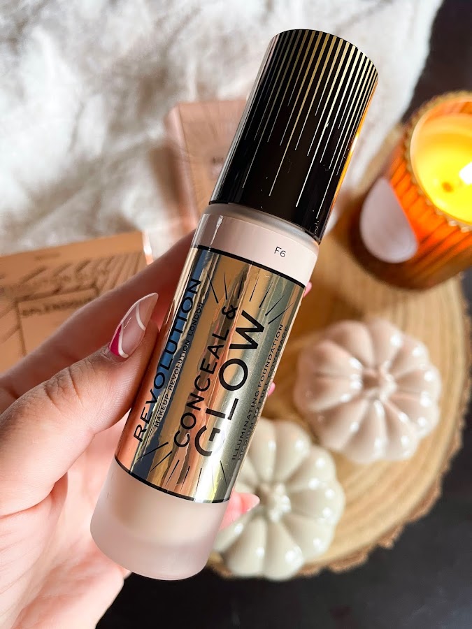 Base Conceal & Glow de Makeup Revolution