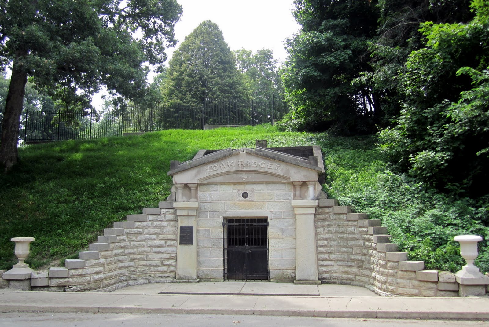 Hasty Pics: Abraham Lincoln's Tomb - Oak Ridge Cemetery - Springfield
