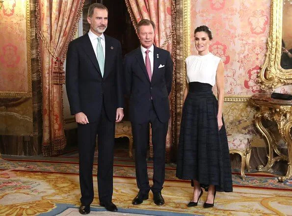 Queen Letizia wore a new silk-linen blend long skirt from H&M Conscious collection. Prince Albert, Grand Duke Henri