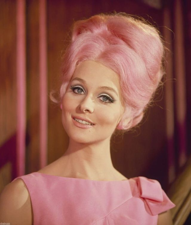 30 Glamorous Color Photos of Diane McBain in the 1960s Vintage Everyday