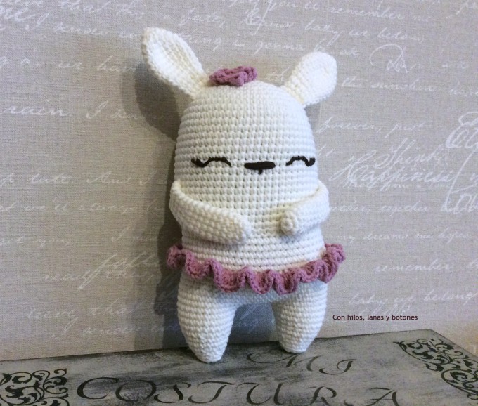 Con hilos, lanas y botones: Ballerina Bunny Amigurumi