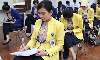 Lowongan Kerja Bank BCA Khusus Fresh Graduates