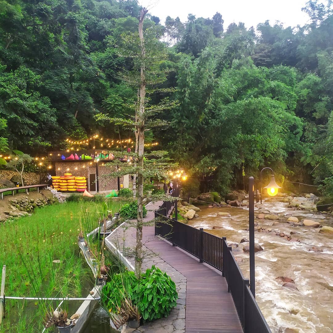 Kopi Tubing Cafe & Resto Bogor Review Harga Menu, Daya Tarik dan Lokasi