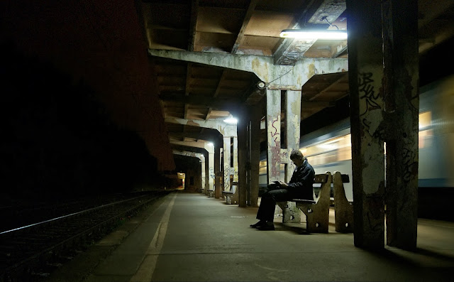 HOUR 22:00. András Harsanyi. Hungary .Waiting for a train