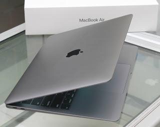 MacBook Air 2019 Core i5 13-inch Fullset malang