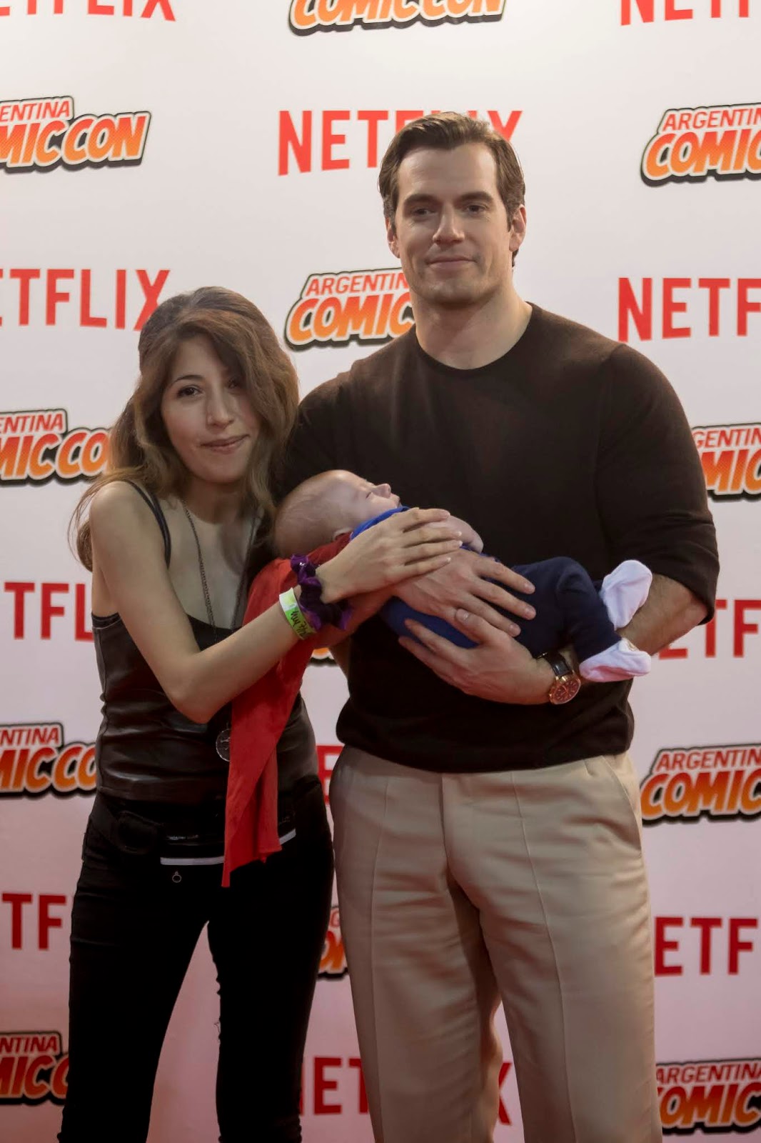 Henry Cavill News New Photos Meet & Greet At Argentina ComicCon