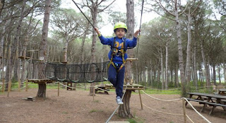 Masos de Pals, Parc d'Aventura. Masos de Pals, Parc d'Aventura.