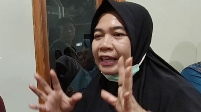 Ningsih Tinampi Klaim Sudah Coba Masukkan Corona ke Tubuhnya: 'Apek-apek Sesek'