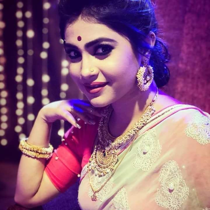 Jasmine Roy Latest Photo Gallery CineHub