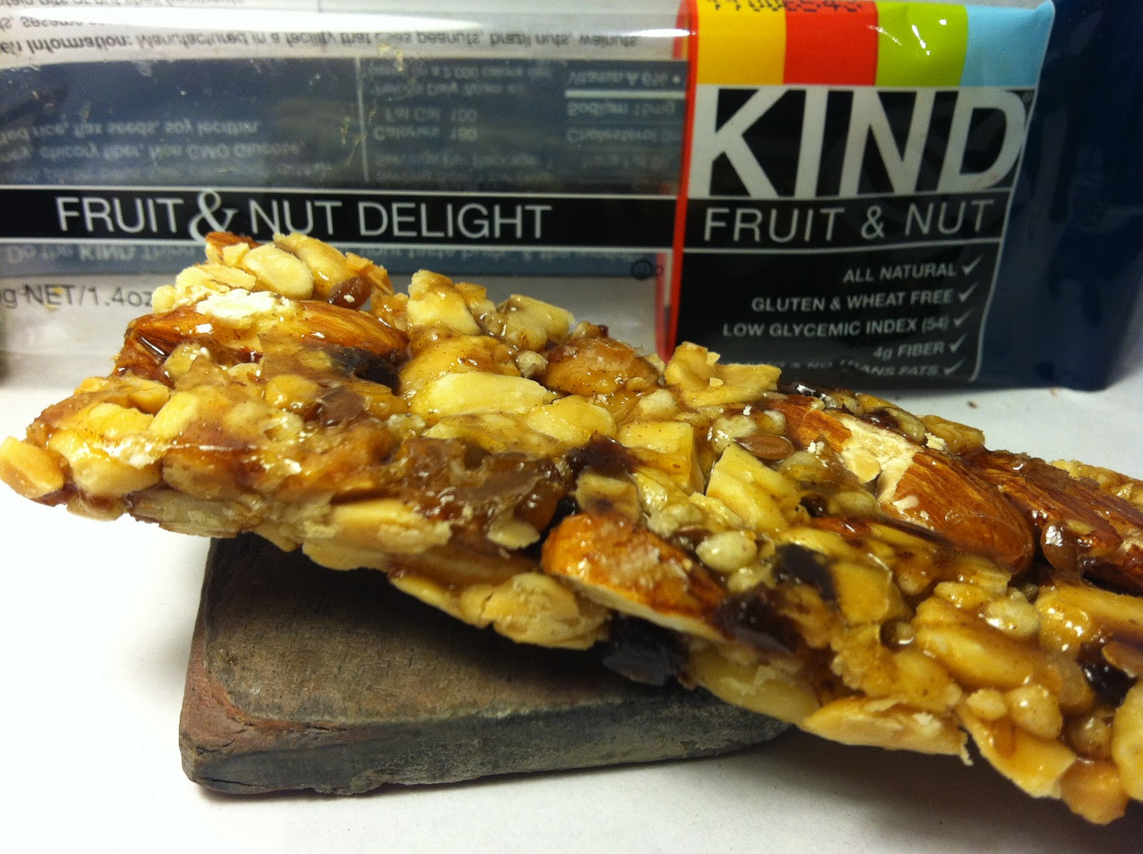 Crazy Food Dude Review KIND Fruit & Nut Delight Fruit & Nut Bar