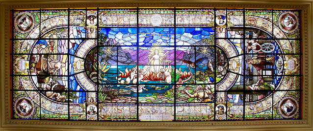 Vitral de Conrado Sorgenicht, A visão do Anhangüera, a Mãe do Ouro e as Mães d’Água sobre a obra de Benedito Calixto