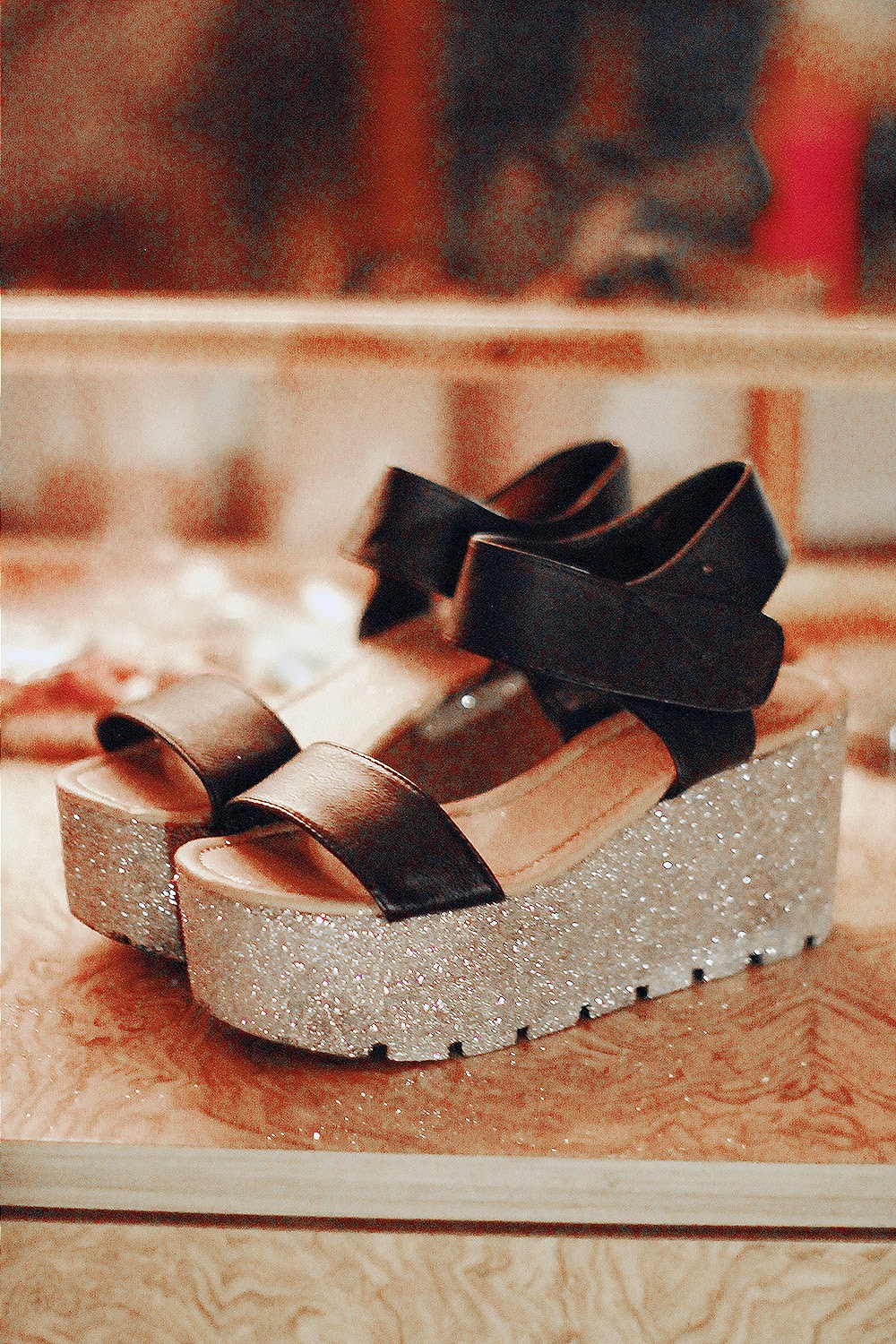DIY GLITTER PLATFORM SHOES KAYLA HADLINGTON