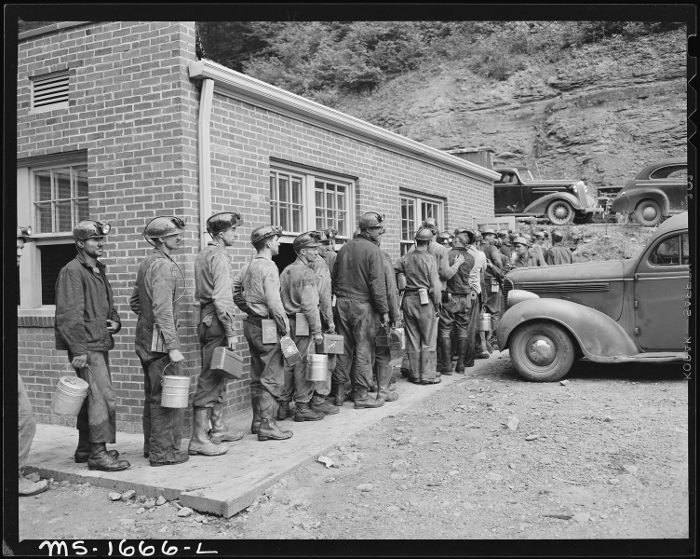 Miners_waiting_to_check_out_after_work__Koppers_Coal_Division_Kopperston_Mine_Kopperston_Wyoming_County_West____-_NARA_-_540899_tif-700x559.jpg