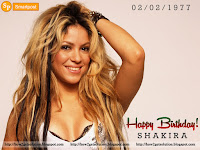 how old is shakira, fascinating smile pic in 'sexy outfit' with deep cleavage show