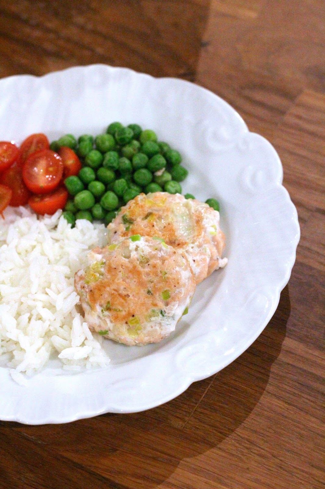 Mini - Hamburgueres de Salmão com Alho Francês