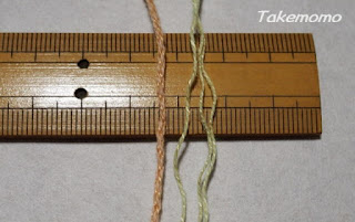 パトラコットンリネンの糸と割糸の比較
