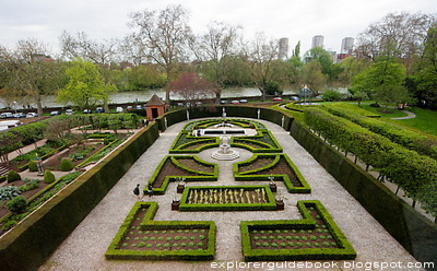 Kew Palace gardens