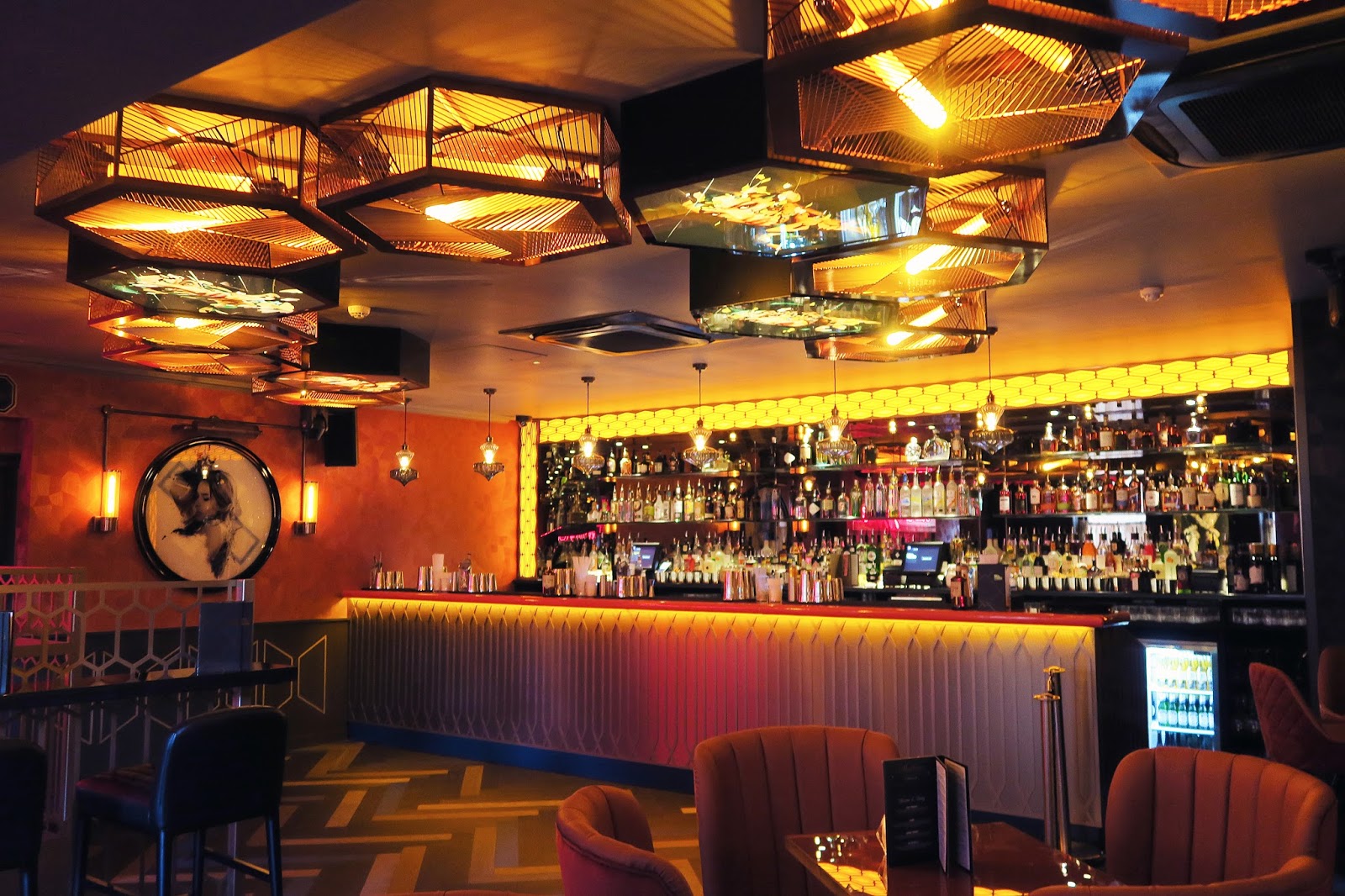 COCKTAIL MASTERCLASS AT THE NEW BIRMINGHAM DIRTY MARTINI* GraceBee