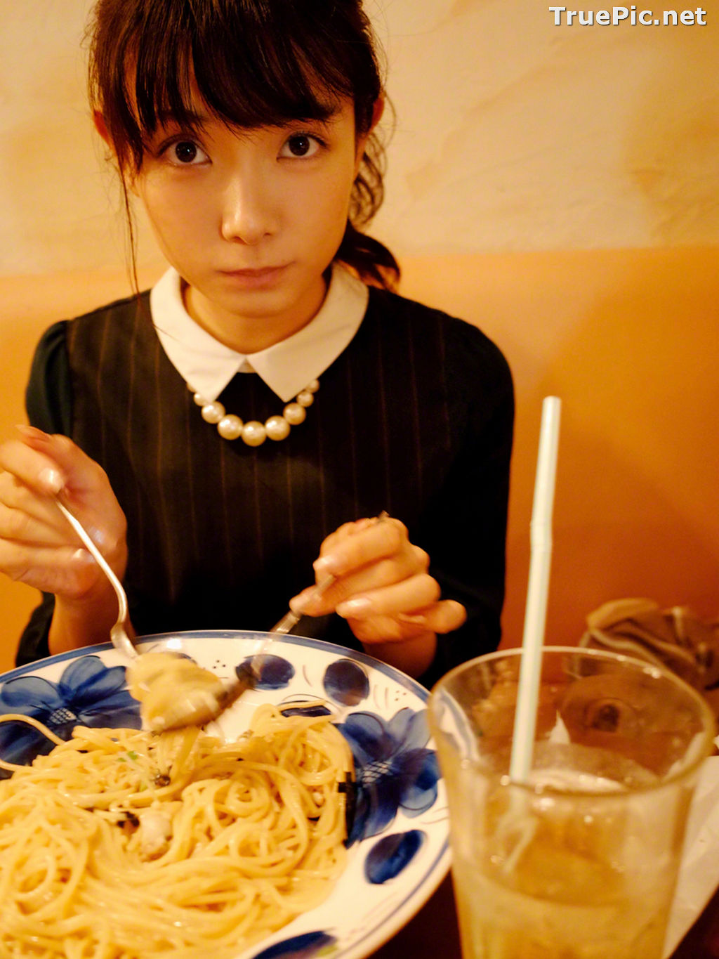 Image Wanibooks No.137 – Japanese Idol Singer and Actress – Erika Tonooka - TruePic.net - Picture-85